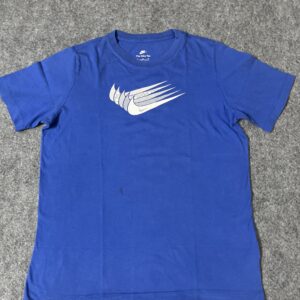 the nike tee